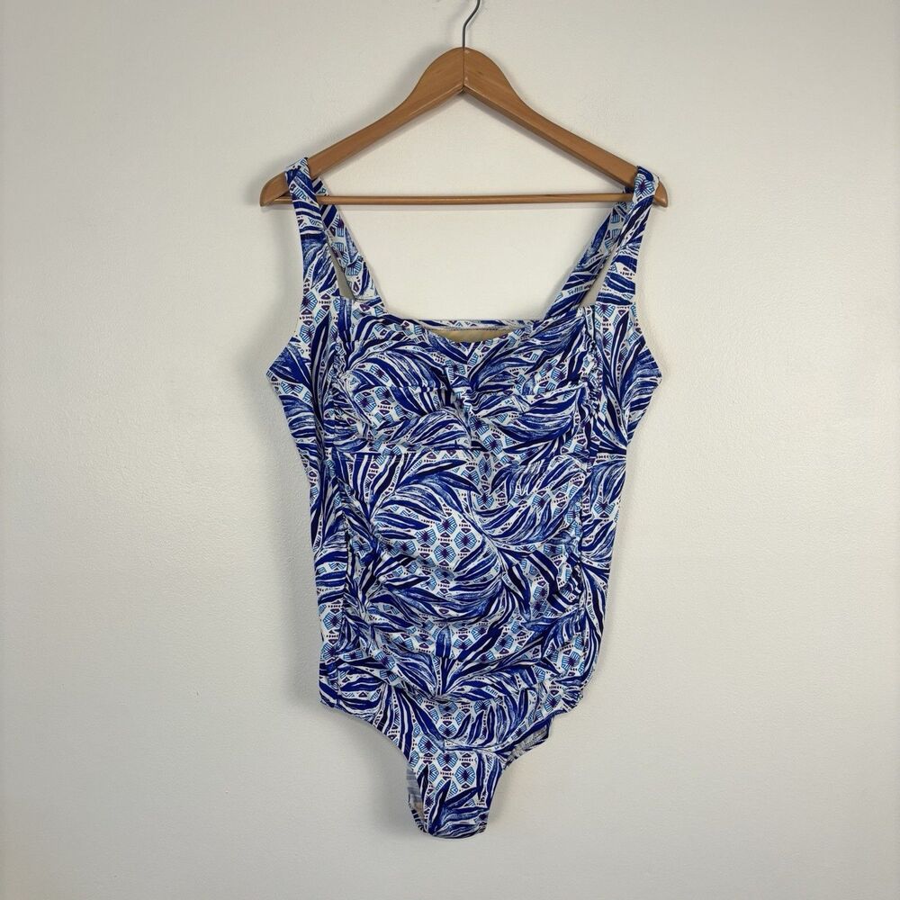 Swimsuits for All Womens 20 Blue White Floral Abstract Print One Piece Swimsuit